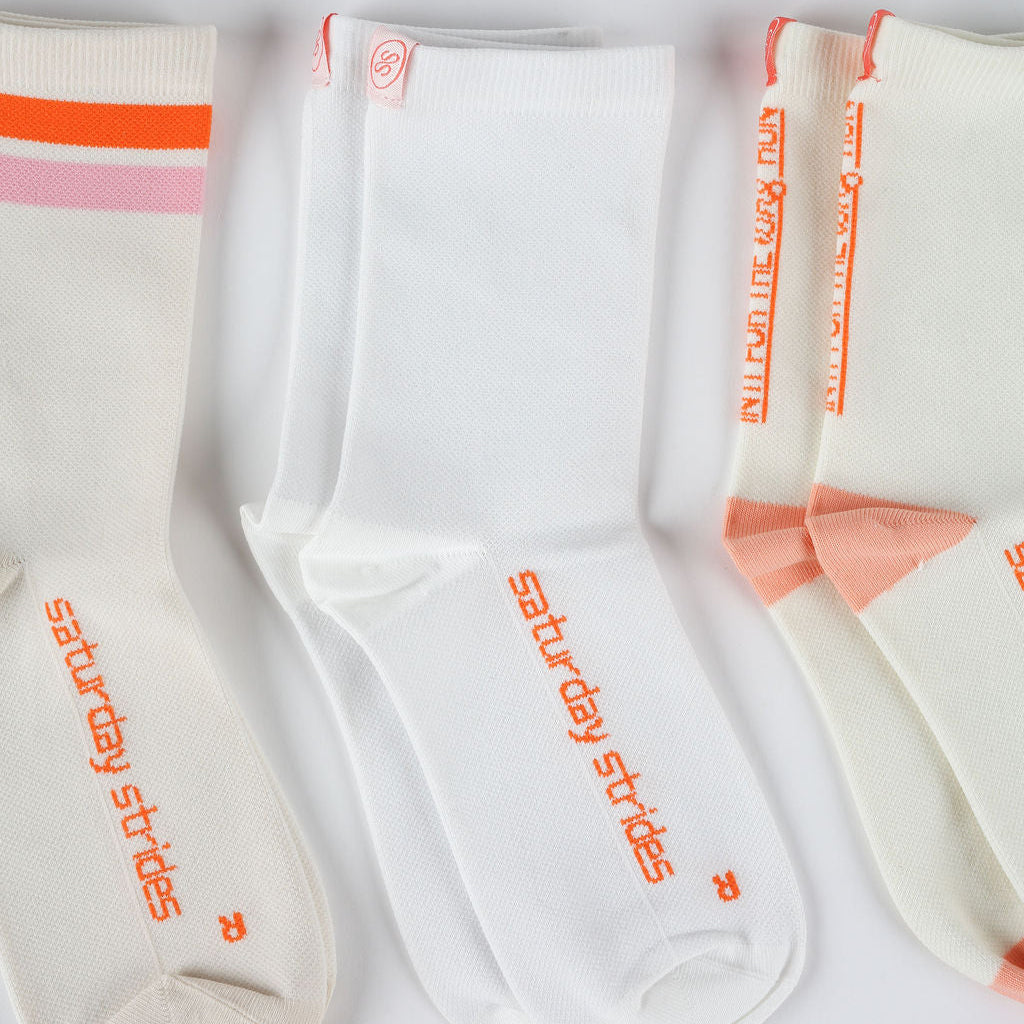 The Mountains Are calling // light cushion